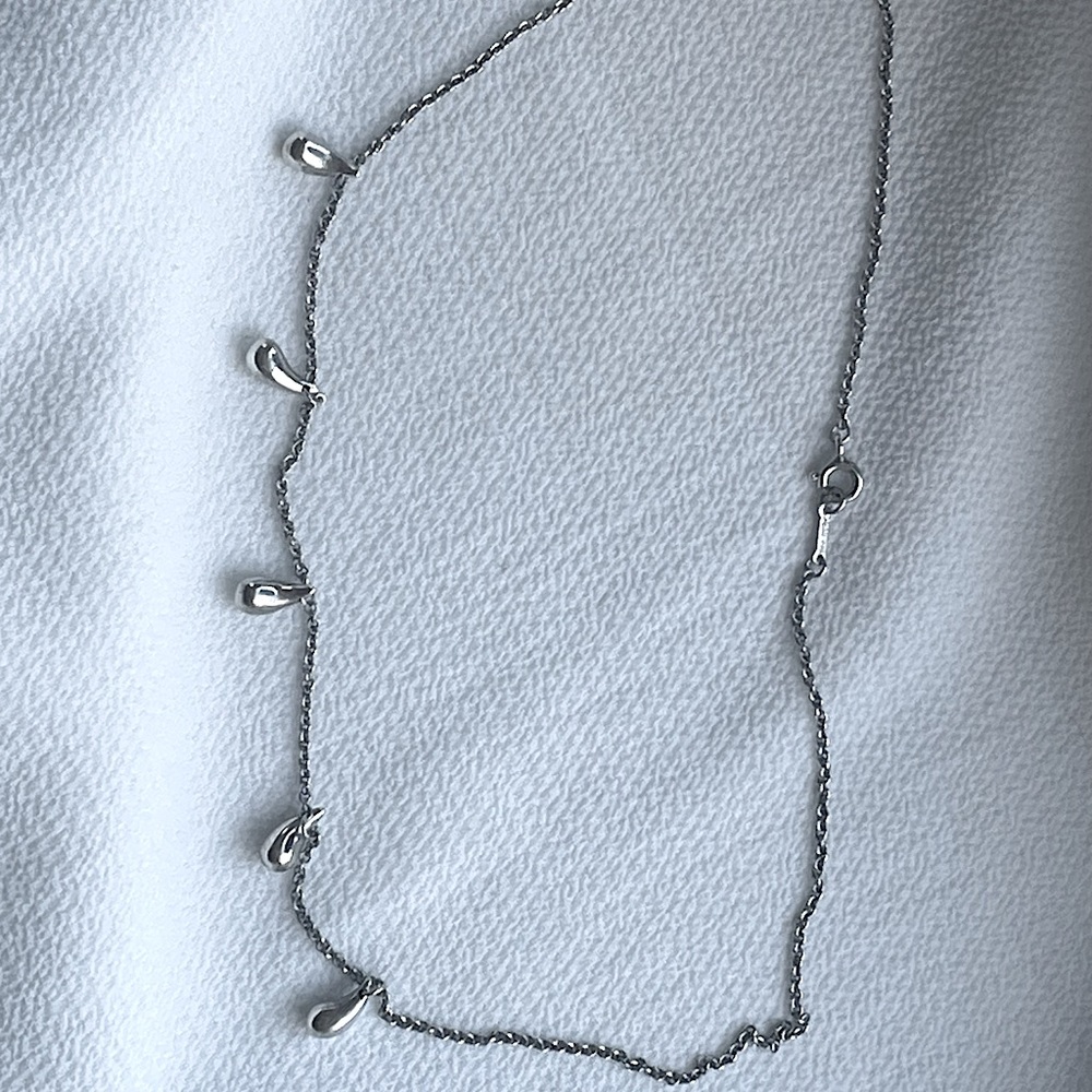 Tiffany & Co. Elsa Peretti 5 Teardrop pendant Sterling Silver Necklace 16”